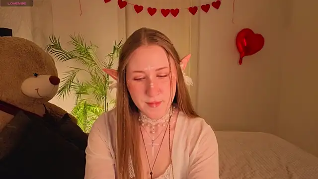 CassieReborn online show from 02/17/26, 11:00