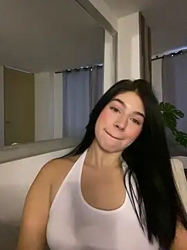 Snapshot of _HannahFox_ chatting on 05/13/26, 11:00 HannahFox online show from 05/13/26, 11:00