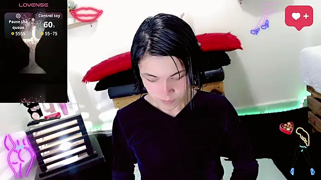 Snapshot of NathalialLooes chatting on 02/26/26, 05:50 NathalialLooes online show from 02/26/26, 05:50