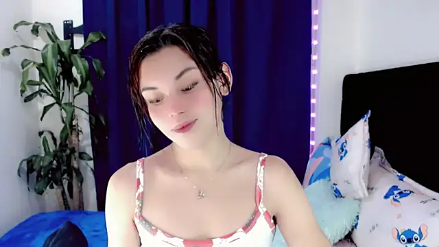Snapshot of NathalialLooes chatting on 07/12/26, 09:50 NathalialLooes online show from 07/12/26, 09:50