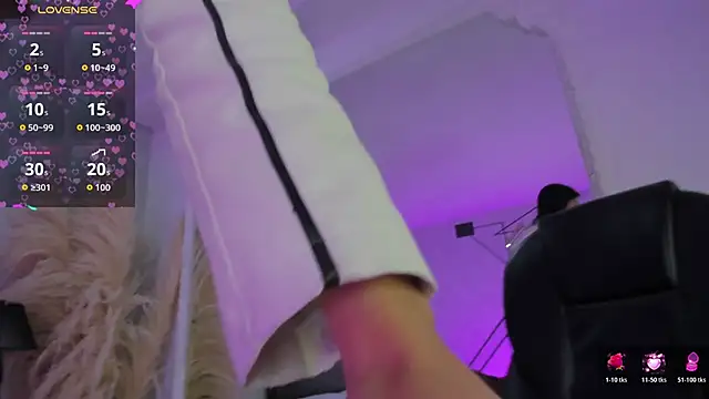 KarelyMitchel online show from 03/11/26, 01:06