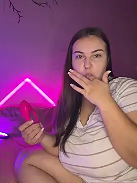 Snapshot of AlyaX_X chatting on 02/12/26, 03:29 AlyaX X online show from 02/12/26, 03:29