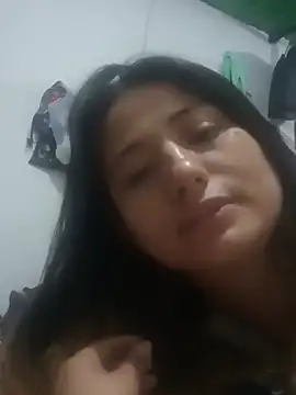 Snapshot of Lati162 chatting on 08/04/26, 01:25 Lati162 online show from 08/04/26, 01:25