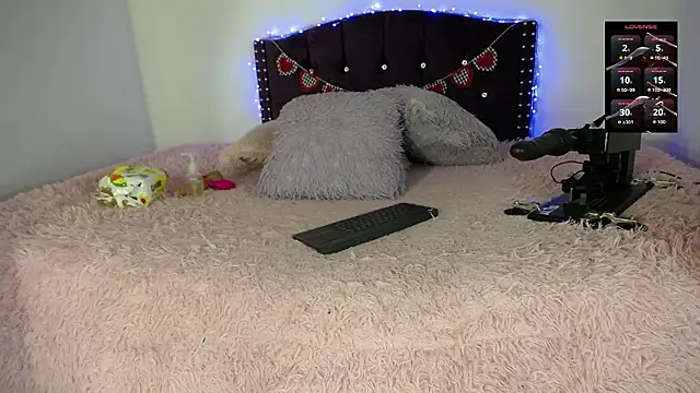 sienna rose pym online show from 02/04/26, 11:49