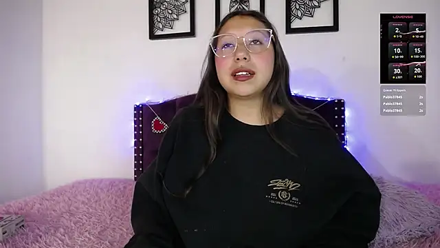 Snapshot of sienna_rose_pym chatting on 02/07/26, 12:20 sienna rose pym online show from 02/07/26, 12:20