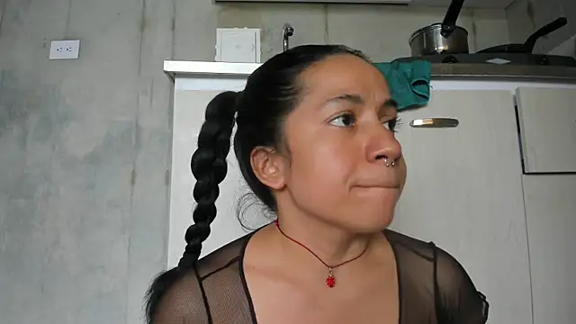 chiarafustox online show from 03/28/26, 06:07