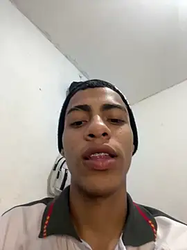 Snapshot of dominick_fran chatting on 02/08/26, 11:19 dominick fran online show from 02/08/26, 11:19