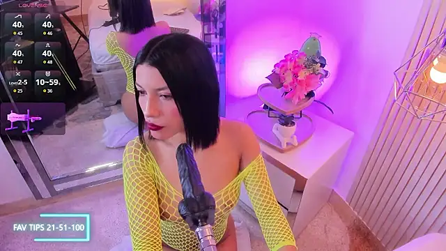 IsabellaMendez  online show from 03/25/26, 02:01