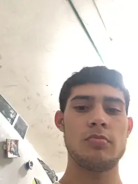 Snapshot of jhayko22 chatting on 02/07/26, 01:20 jhayko22 online show from 02/07/26, 01:20