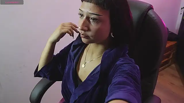 mia bloom2 online show from 05/06/26, 06:41