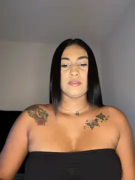 Snapshot of mari_pauli_xx chatting on 02/20/26, 12:07 mari pauli xx online show from 02/20/26, 12:07