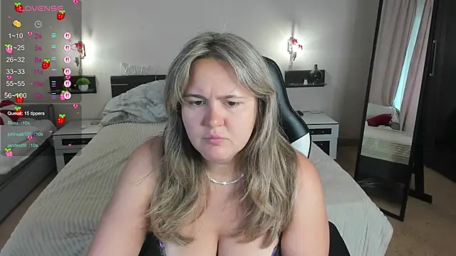 LilyBel online show from 07/17/26, 01:12