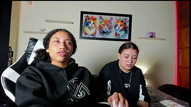 meredit cris23 online show from 02/15/26, 12:47