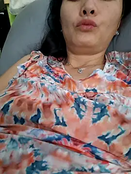 Baby-loveass69 online show from 05/01/26, 11:42