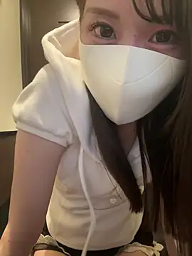 momo mm online show from 05/25/26, 05:57