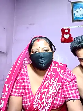 Snapshot of Fetish-Couple2 chatting on 02/28/26, 08:21 Fetish-Couple2 online show from 02/28/26, 08:21