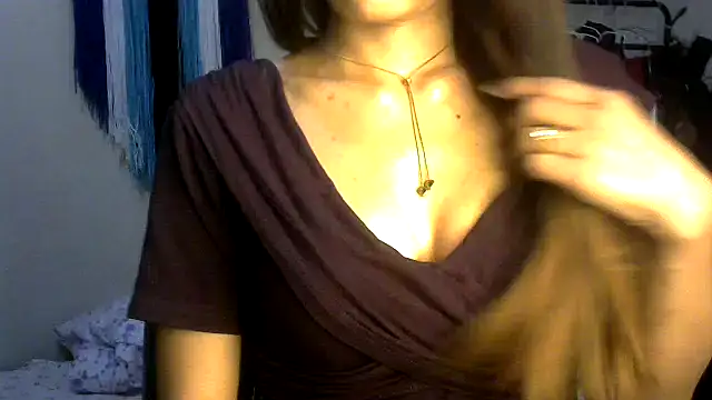 call me babyy online show from 04/16/26, 04:41