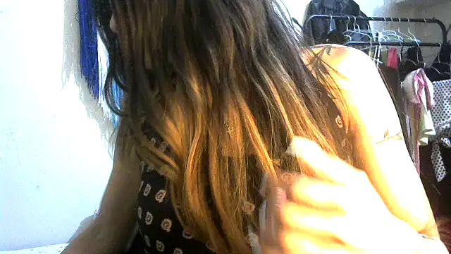 call me babyy online show from 04/25/26, 04:15