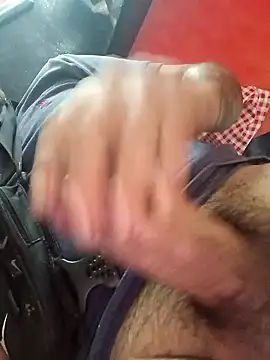 Snapshot of barbon30 chatting on 03/15/26, 09:43 barbon30 online show from 03/15/26, 09:43