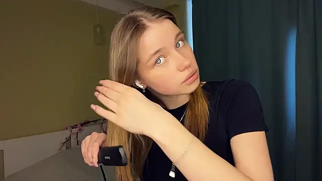 EarthaStinett online show from 03/12/26, 12:11