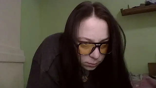 Snapshot of MillaSourety chatting on 02/11/26, 08:19 MillaSourety online show from 02/11/26, 08:19