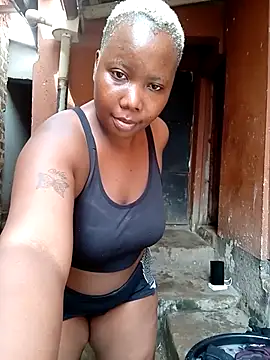 RanniClara online show from 02/12/26, 08:42