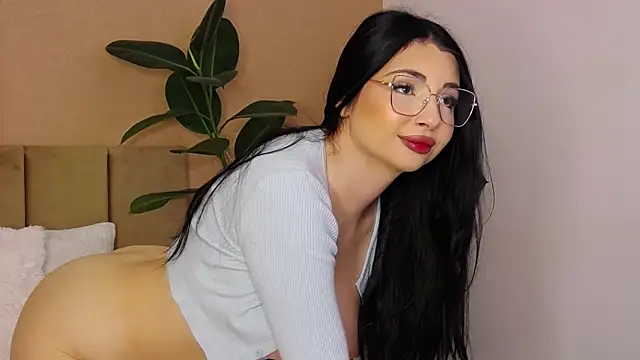 BellaHere online show from 05/16/26, 06:32