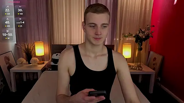 Snapshot of HereAlexColee chatting on 02/20/26, 02:17 HereAlexColee online show from 02/20/26, 02:17