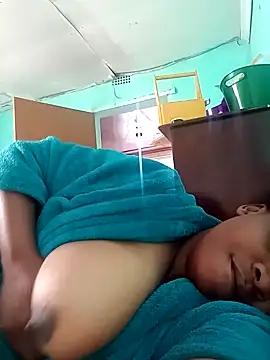BBWQueenxx online show from 05/21/26, 07:15