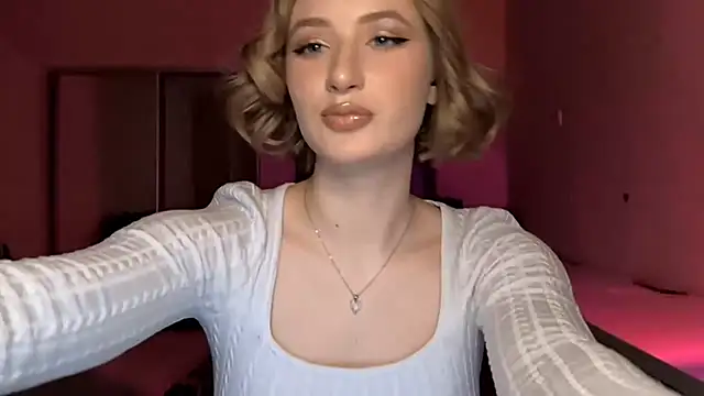 DeliciaBagnoli online show from 02/24/26, 05:33