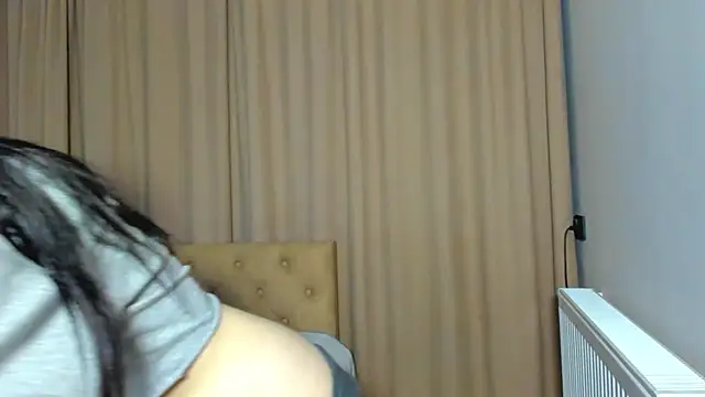 Lesyalisss online show from 05/22/26, 08:25