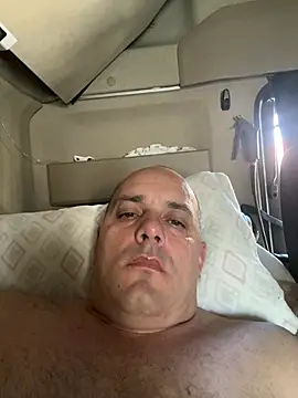 kipsy0 online show from 04/17/26, 01:58