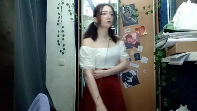 PhoebePalmer online show from 03/22/26, 08:34
