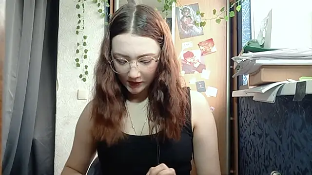 PhoebePalmer online show from 04/07/26, 10:15