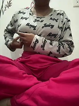 Snapshot of kavyababy00 chatting on 02/03/26, 06:11 kavyababy00 online show from 02/03/26, 06:11