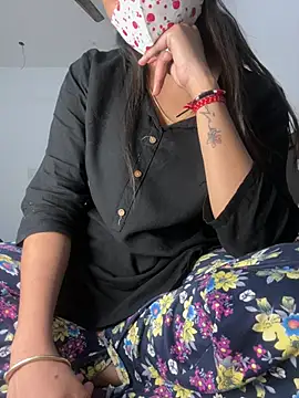 Snapshot of kavyababy00 chatting on 02/07/26, 12:09 kavyababy00 online show from 02/07/26, 12:09