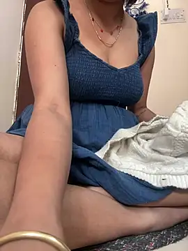 Snapshot of kavyababy00 chatting on 02/27/26, 05:29 kavyababy00 online show from 02/27/26, 05:29