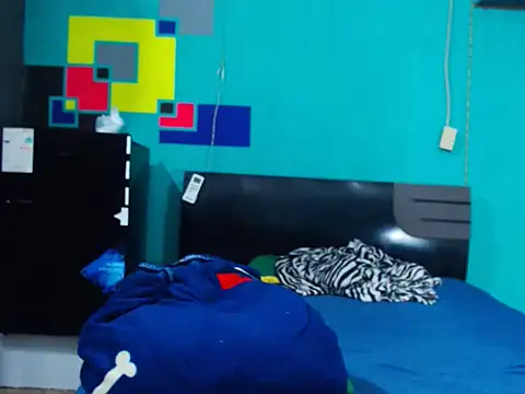 analyn-2027 online show from 02/15/26, 10:28