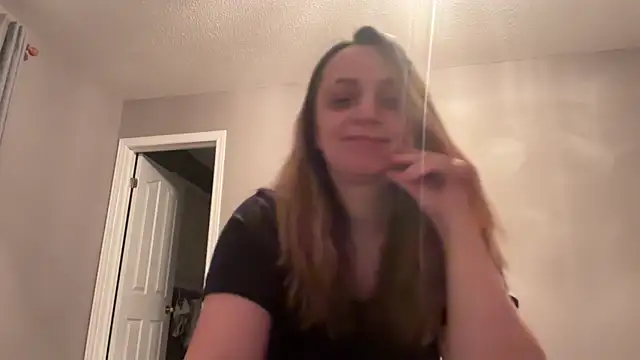 Snapshot of ShyFlameLive chatting on 02/05/26, 02:16 ShyFlameLive online show from 02/05/26, 02:16