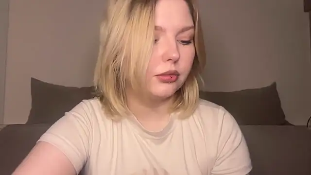 Ophelia Ritz online show from 03/07/26, 09:56