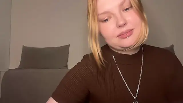 Snapshot of Ophelia_Ritz chatting on 05/07/26, 10:59 Ophelia Ritz online show from 05/07/26, 10:59