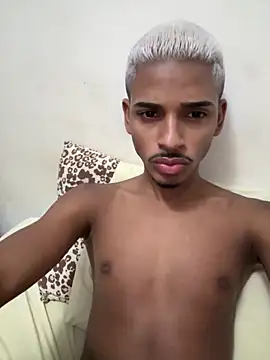 pretin19cm1 online show from 04/15/26, 02:46