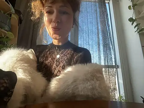 Snapshot of CarolineStar30 chatting on 02/09/26, 08:51 CarolineStar30 online show from 02/09/26, 08:51