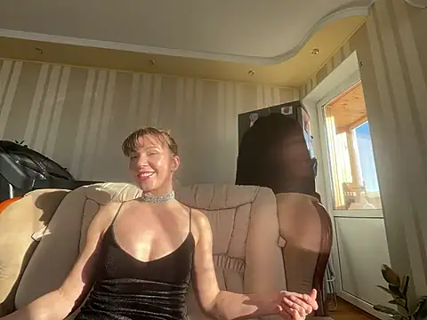 Snapshot of CarolineStar30 chatting on 02/10/26, 12:53 CarolineStar30 online show from 02/10/26, 12:53