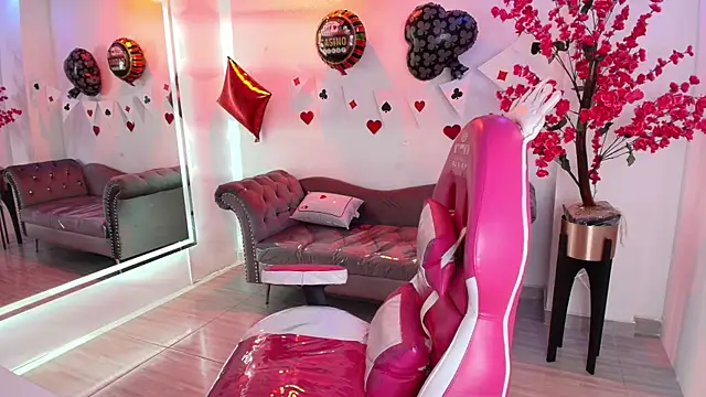 Snapshot of Zoe_18T chatting on 02/17/26, 07:31 Zoe 18T online show from 02/17/26, 07:31