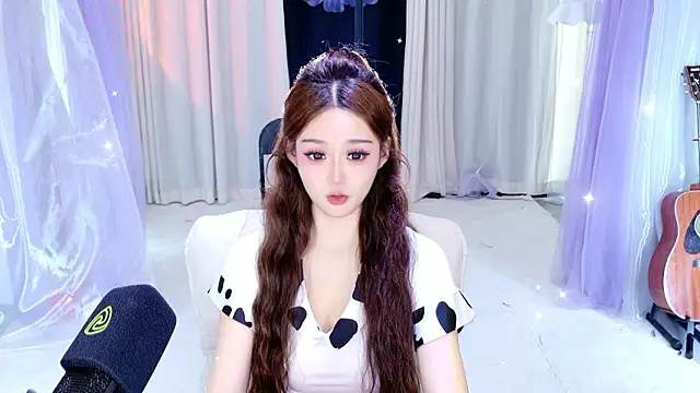 Snapshot of Dancer_Lucky-Nini chatting on 03/21/26, 04:06 Dancer Lucky-Nini online show from 03/21/26, 04:06