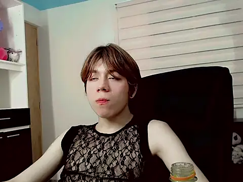 duvisex19 online show from 03/25/26, 01:00