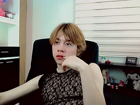 duvisex19 online show from 03/31/26, 04:35