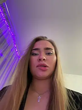 MonicaWestt online show from 05/31/26, 06:53