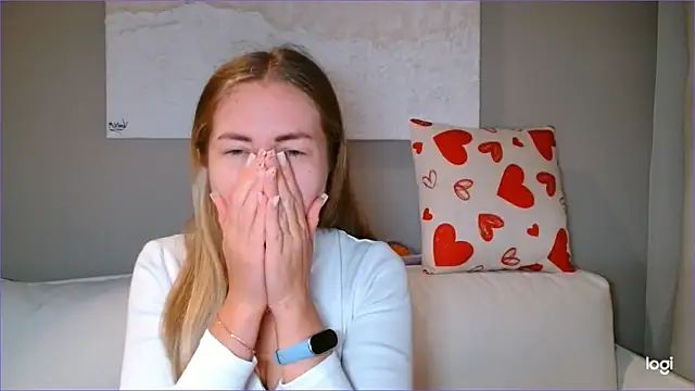 BluueSilk online show from 09/29/25, 05:34